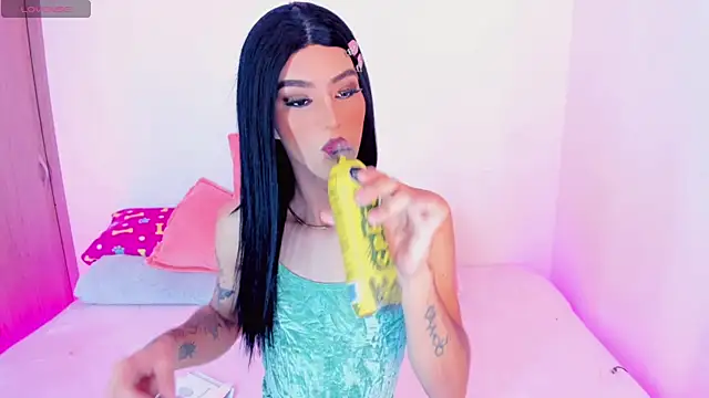 Snapshot of Ashley_Reminton chatting on 02/21/25, 06:07 Ashley Reminton online show from 02/21/25, 06:07