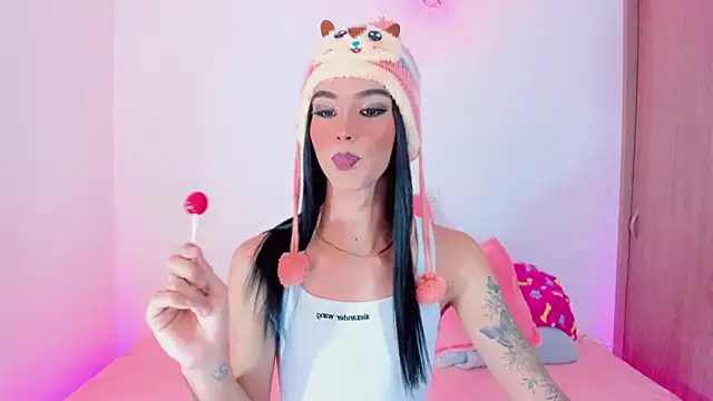 Snapshot of Ashley_Reminton chatting on 03/03/25, 10:10 Ashley Reminton online show from 03/03/25, 10:10