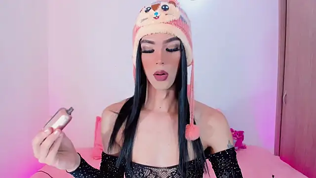 Snapshot of Ashley_Reminton chatting on 03/07/25, 04:46 Ashley Reminton online show from 03/07/25, 04:46