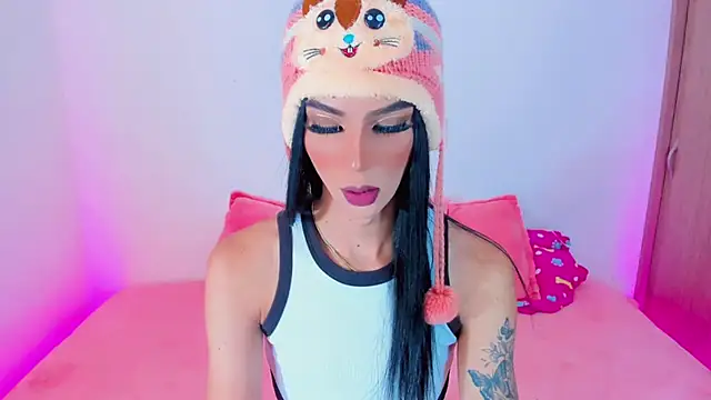 Snapshot of Ashley_Reminton chatting on 03/15/25, 02:35 Ashley Reminton online show from 03/15/25, 02:35