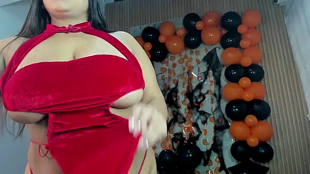 Any topless online show from 10/21/25, 11:00