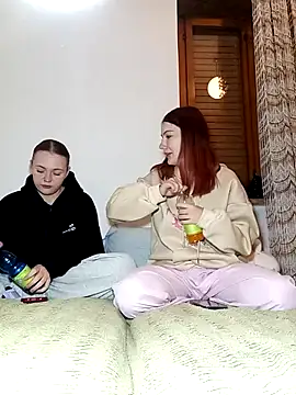 ella grays online show from 11/19/25, 04:51