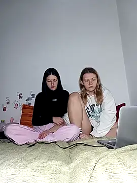 ella grays online show from 03/25/26, 06:36