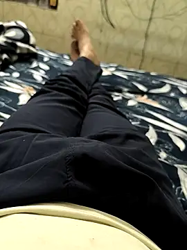 Snapshot of faaseel chatting on 02/25/25, 06:09 faaseel online show from 02/25/25, 06:09