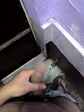 Snapshot of faaseel chatting on 03/21/25, 05:23 faaseel online show from 03/21/25, 05:23