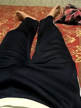 Snapshot of faaseel chatting on 10/12/25, 03:44 faaseel online show from 10/12/25, 03:44