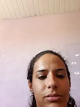 Snapshot of Kasalalien chatting on 11/04/25, 01:43 Kasalalien online show from 11/04/25, 01:43