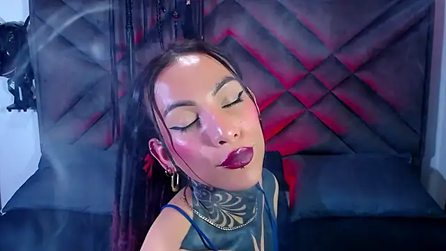 Snapshot of venus_goldenblack chatting on 12/03/24, 11:01 venus goldenblack online show from 12/03/24, 11:01