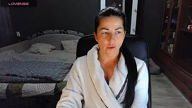 Aria Dl online show from 02/26/26, 04:50