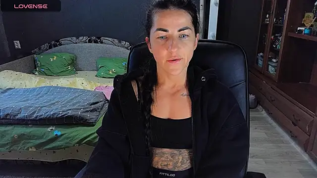 Aria Dl online show from 03/21/26, 10:42