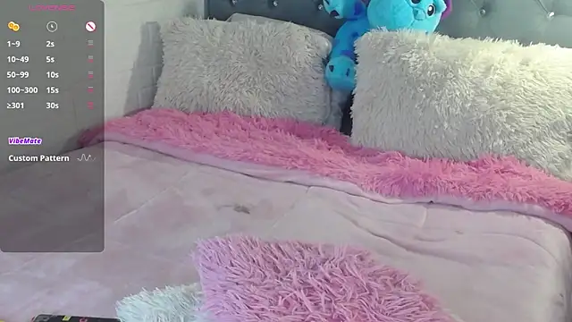 Miah hilton2 online show from 10/20/25, 09:04