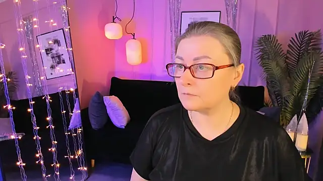 AlexandraKind online show from 01/17/26, 08:34