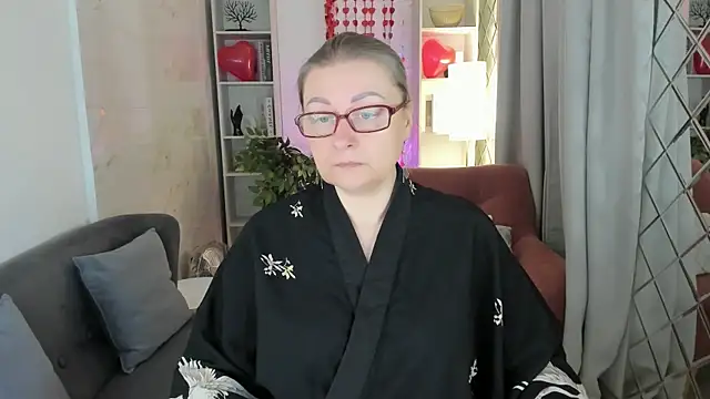 AlexandraKind online show from 02/05/26, 01:38