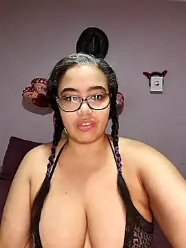 Katrina The Kitty online show from 02/11/25, 08:10