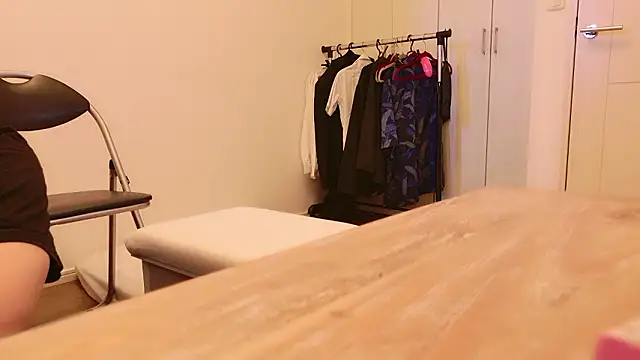 Snapshot of undo-busoku69 chatting on 09/14/25, 04:55 undo-busoku69 online show from 09/14/25, 04:55