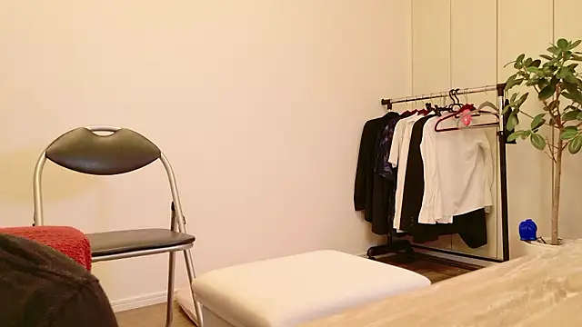 Snapshot of undo-busoku69 chatting on 11/16/25, 10:21 undo-busoku69 online show from 11/16/25, 10:21