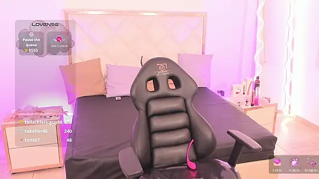 Snapshot of Andy_tay1 chatting on 01/22/25, 09:13 Andy tay1 online show from 01/22/25, 09:13