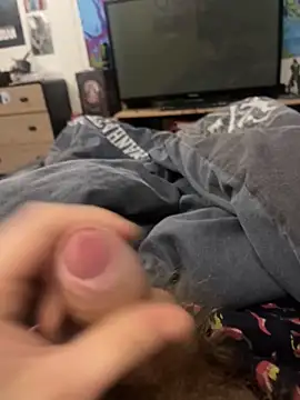 Snapshot of stev3w chatting on 12/11/24, 06:58 stev3w online show from 12/11/24, 06:58