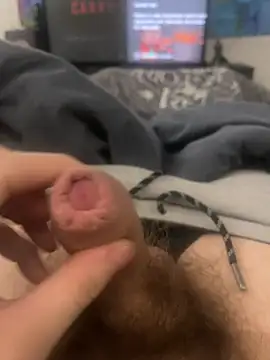 Snapshot of stev3w chatting on 12/14/24, 08:08 stev3w online show from 12/14/24, 08:08