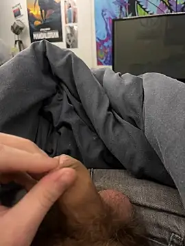 Snapshot of stev3w chatting on 01/14/25, 05:45 stev3w online show from 01/14/25, 05:45