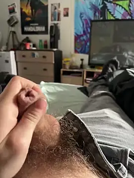 Snapshot of stev3w chatting on 02/12/25, 10:24 stev3w online show from 02/12/25, 10:24