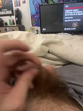 Snapshot of stev3w chatting on 02/15/25, 12:01 stev3w online show from 02/15/25, 12:01