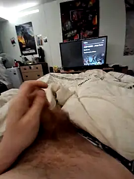 Snapshot of stev3w chatting on 03/22/25, 07:04 stev3w online show from 03/22/25, 07:04