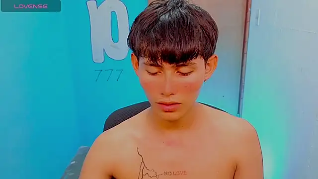 tanjiro cute online show from 04/12/26, 03:11