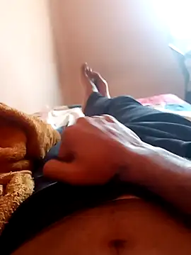 Snapshot of Vignesh3246 chatting on 01/01/25, 10:00 Vignesh3246 online show from 01/01/25, 10:00