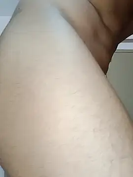 Snapshot of Vignesh3246 chatting on 01/09/25, 06:57 Vignesh3246 online show from 01/09/25, 06:57