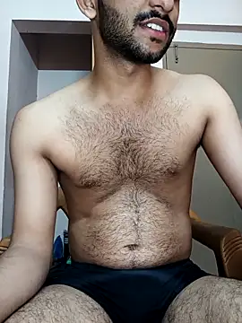 Snapshot of Vignesh3246 chatting on 09/24/25, 07:06 Vignesh3246 online show from 09/24/25, 07:06