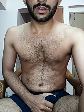 Snapshot of Vignesh3246 chatting on 09/27/25, 06:46 Vignesh3246 online show from 09/27/25, 06:46