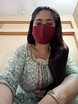 Magical Girl- online show from 01/21/25, 03:37