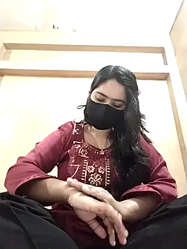 Magical Girl- online show from 11/30/25, 04:16