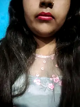 Snapshot of Love-Veronica chatting on 02/15/26, 12:47 Love-Veronica online show from 02/15/26, 12:47