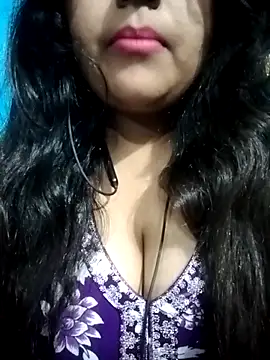 Snapshot of Love-Veronica chatting on 02/23/26, 01:19 Love-Veronica online show from 02/23/26, 01:19