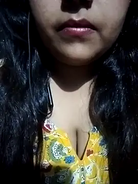 Snapshot of Love-Veronica chatting on 03/02/26, 06:48 Love-Veronica online show from 03/02/26, 06:48