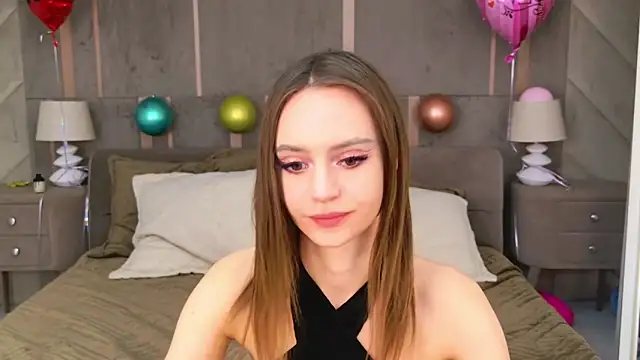 RebeccaMartons online show from 02/17/25, 06:42