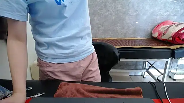 HotQueen online show from 10/30/25, 03:30