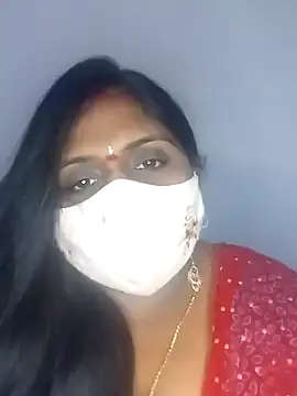 Snapshot of Sexy_Radhikaa chatting on 02/14/25, 05:41 Sexy Radhikaa online show from 02/14/25, 05:41