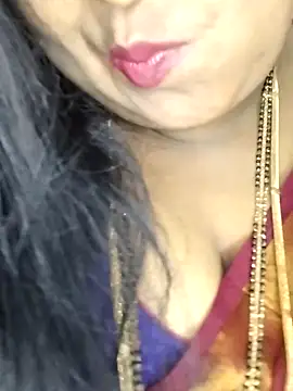 Sexy Radhikaa online show from 03/08/26, 03:32