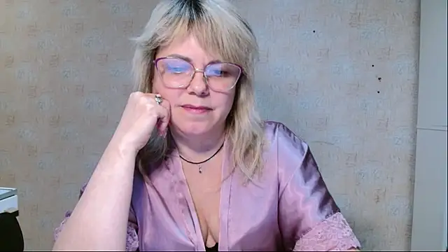 sweetsunset11 online show from 04/02/26, 03:53