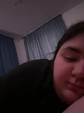 hotiee online show from 02/22/25, 06:06