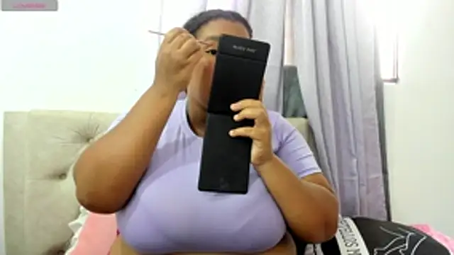 macarenaawills online show from 04/22/26, 04:19