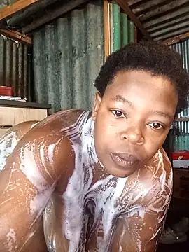 curvyloneah75 online show from 02/18/26, 07:26