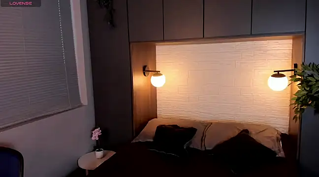 Snapshot of MattiDeLuca chatting on 12/31/24, 11:20 MattiDeLuca online show from 12/31/24, 11:20