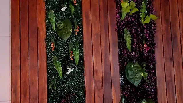 Snapshot of MattiDeLuca chatting on 01/15/25, 02:35 MattiDeLuca online show from 01/15/25, 02:35