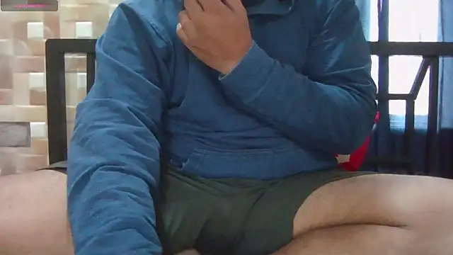 Uncut daddy247 online show from 12/18/25, 06:41