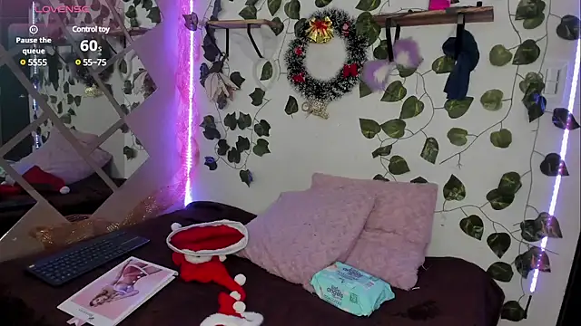 Megan sophia2 online show from 12/20/24, 12:49