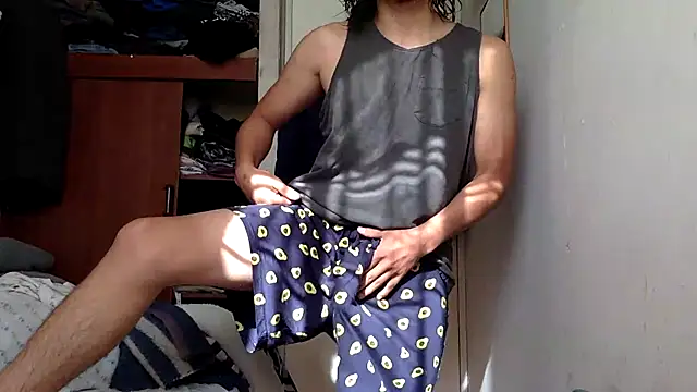 tula chyk online show from 10/28/25, 12:41